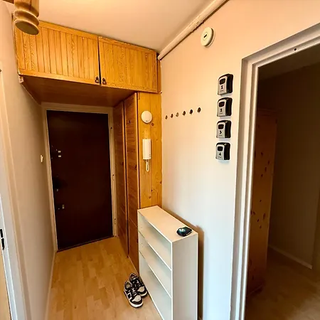 ゲストハウス Asti Self Check-in Free Parking ポズナン
