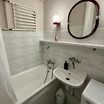 Asti Self Check-in Free Parking *